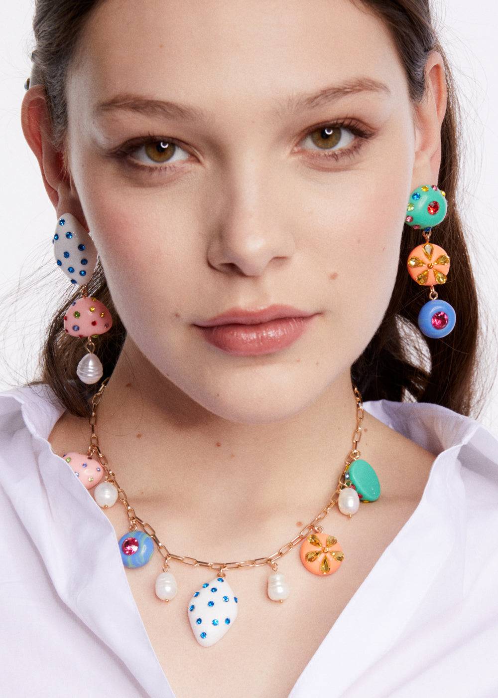 Nalí LONG EARRINGS IN MULTICOLOR RESIN 2025