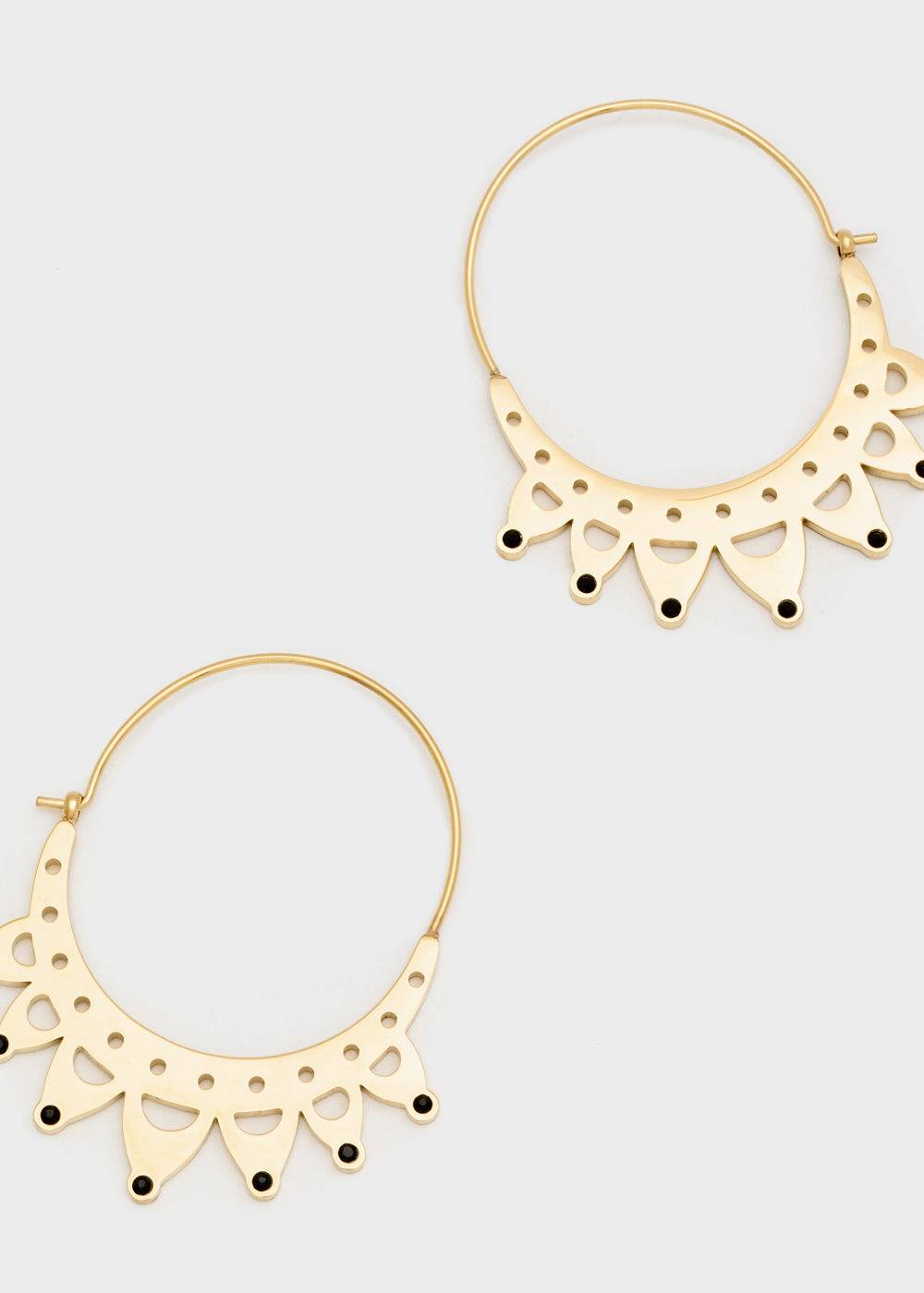 Nalí 14KT GOLD PLAT. S.STEEL OVAL POINT EARRINGS I Più Venduti