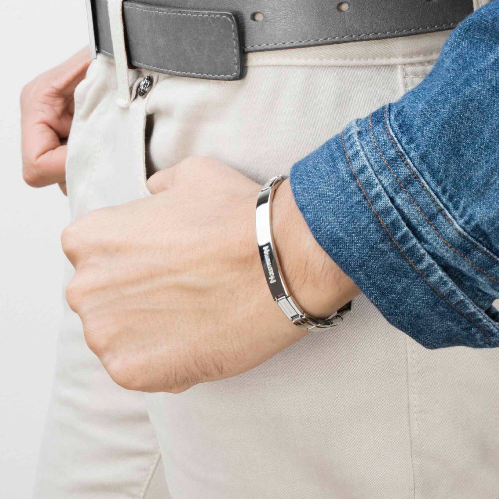 Nomination Bracciale Trendsetter in acciaio con placca Soddisfazione Garantita