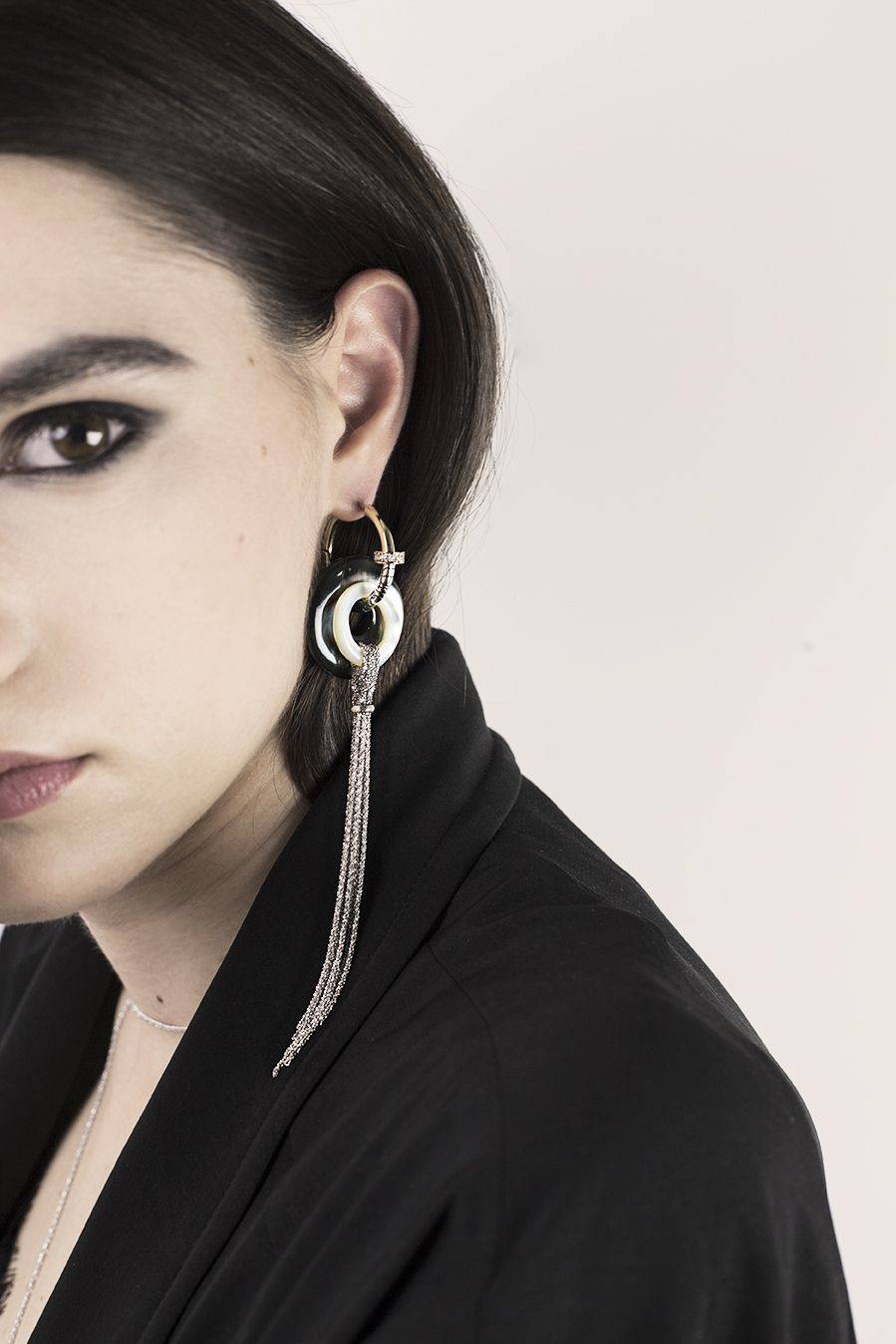 Paola Grande Gioielli ACCESSORI Madreperle con frange Vendita Calda