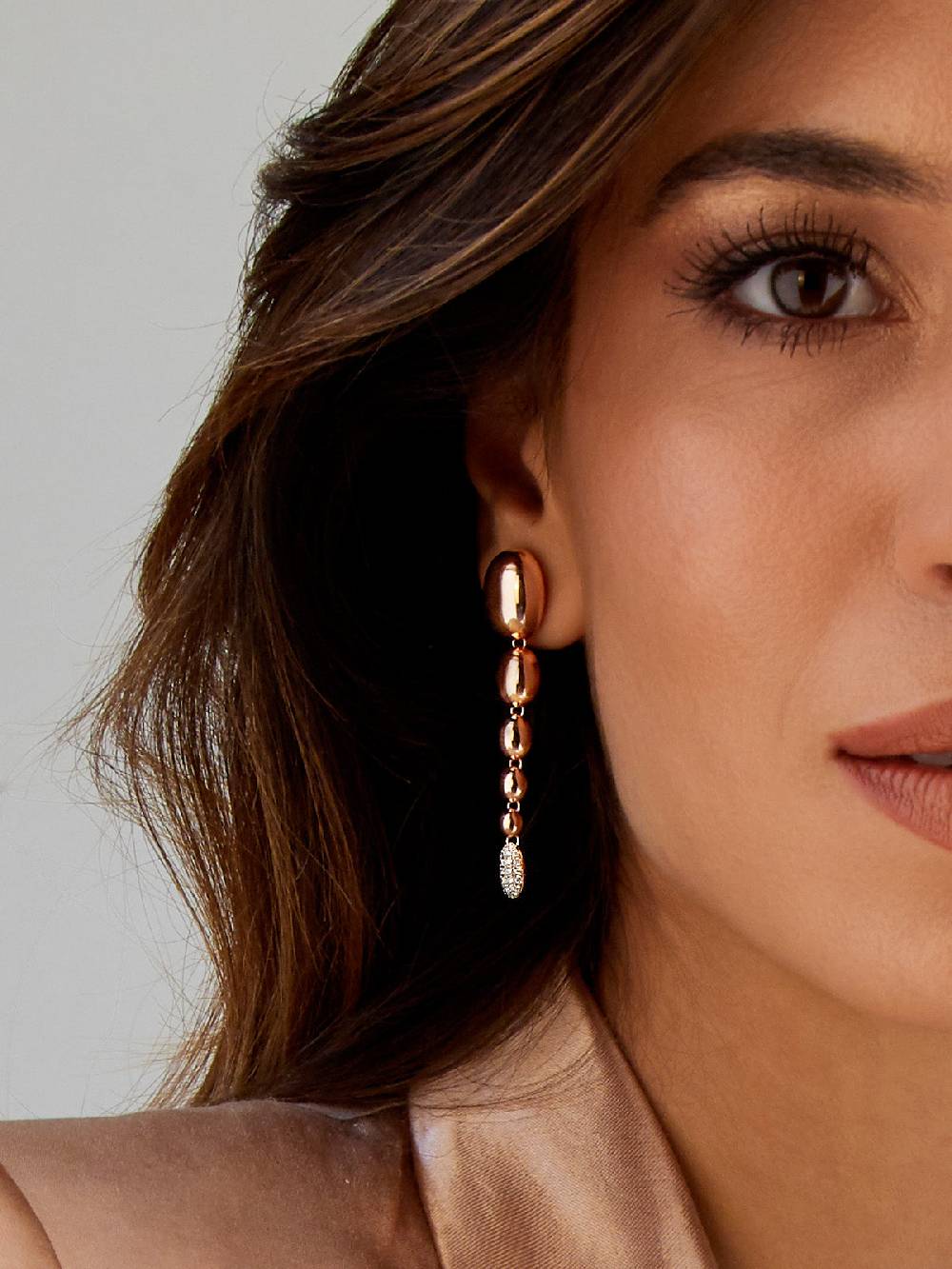 Nanis Orecchini "IVY" pendenti con boules degradé in oro rosa e diamanti – Nanis Italian Jewels 2025