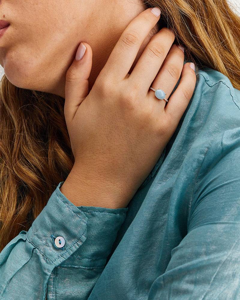 Nanis Anello "DANCING AZURE" impilabile in oro, diamanti e acquamarina (gran – Nanis Italian Jewels Nuovo