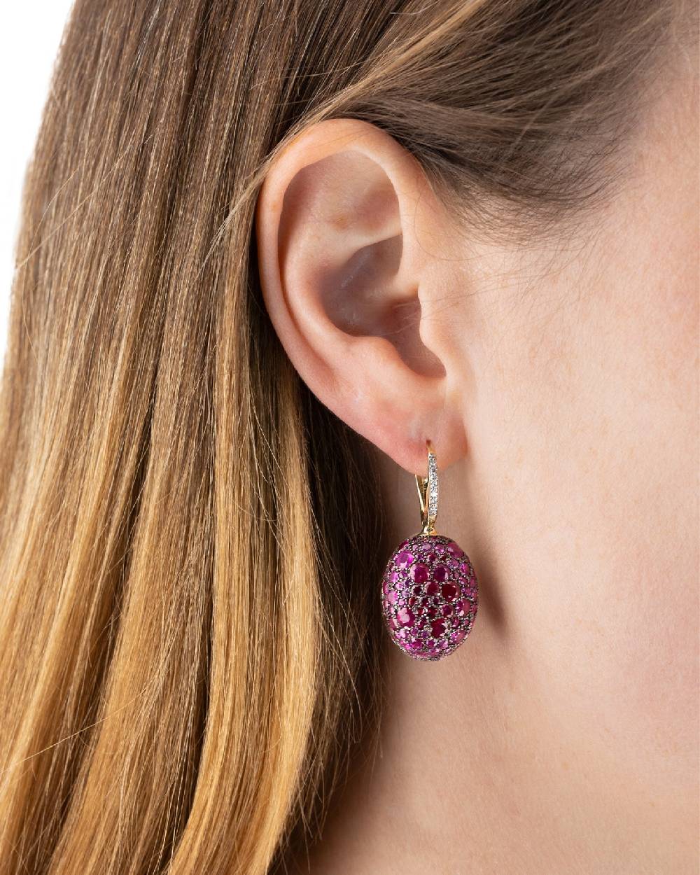 Nanis Orecchini CILIEGINE "DANCING REVERSE" double face in oro, zaffiri rosa – Nanis Italian Jewels 2025