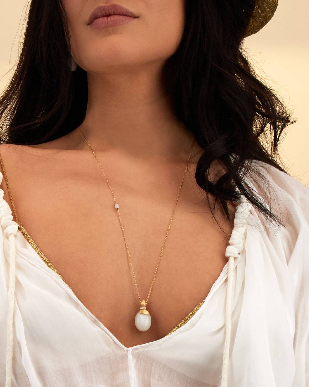 Nanis Pendente "WHITE DESERT" in oro, diamanti e pietra di luna (grande) – Nanis Italian Jewels Acquista Ora