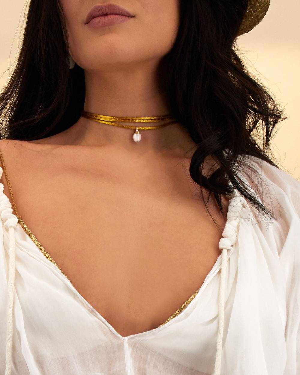 Nanis Pendente "WHITE DESERT" in oro, diamanti e pietra di luna (piccolo) – Nanis Italian Jewels Promozione Limitata