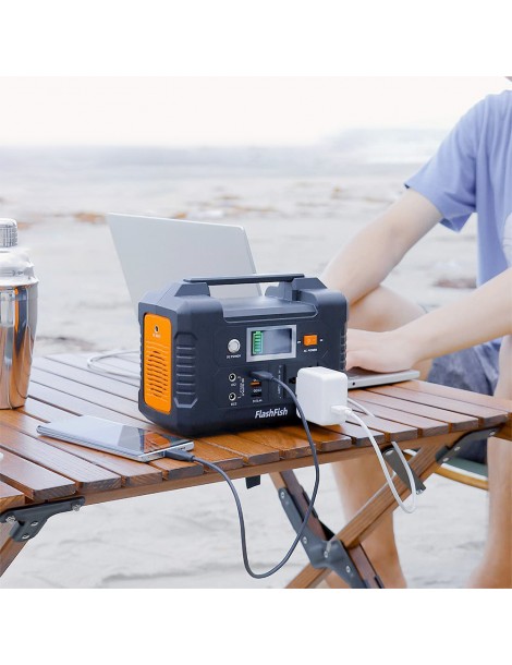 FlashFish E200 151WH/200W Stazione di Alimentazione Portatile con 7 Porte di Ricarica Solare/AC/Spina Auto Vendita Economica