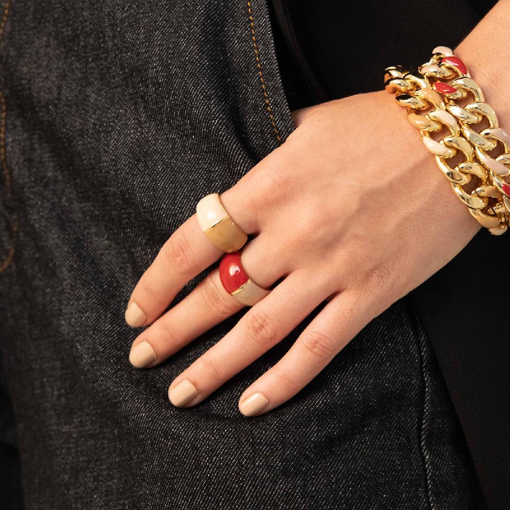 Unoaerre Anello in bronzo dorato con design bombato e smalto osso bordeaux e beige. | UNOAERRE Gioielli Novità