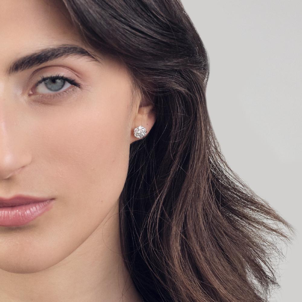 Unoaerre Orecchini in argento con fiori pavé | UNOAERRE Gioielli Hotsell